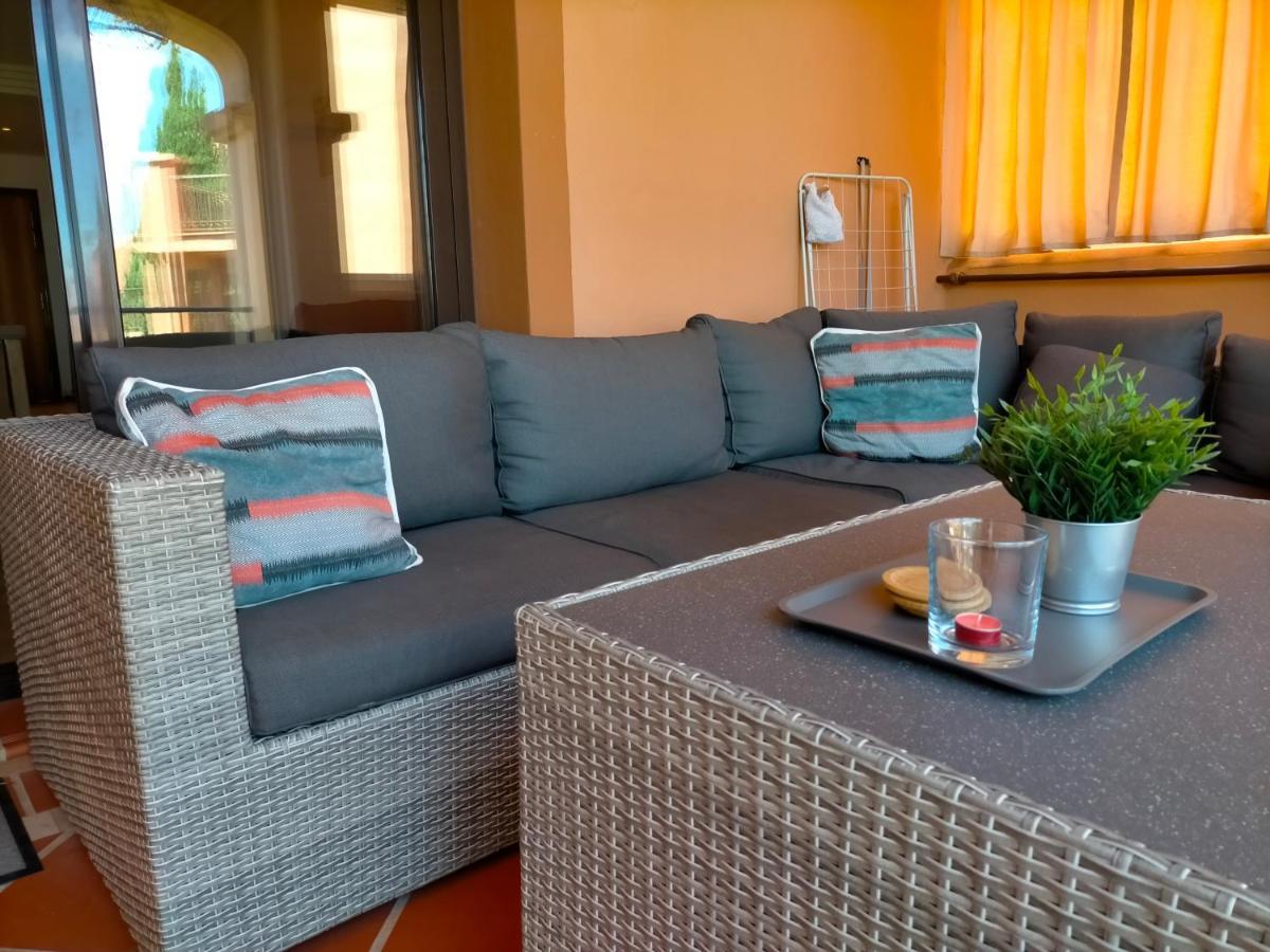 Appartement Met Zeezicht En Vlakbij Het Strand Manilva Exterior foto